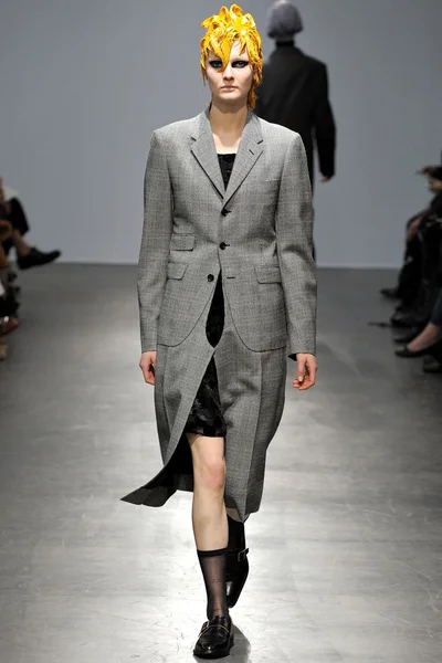 Look 38